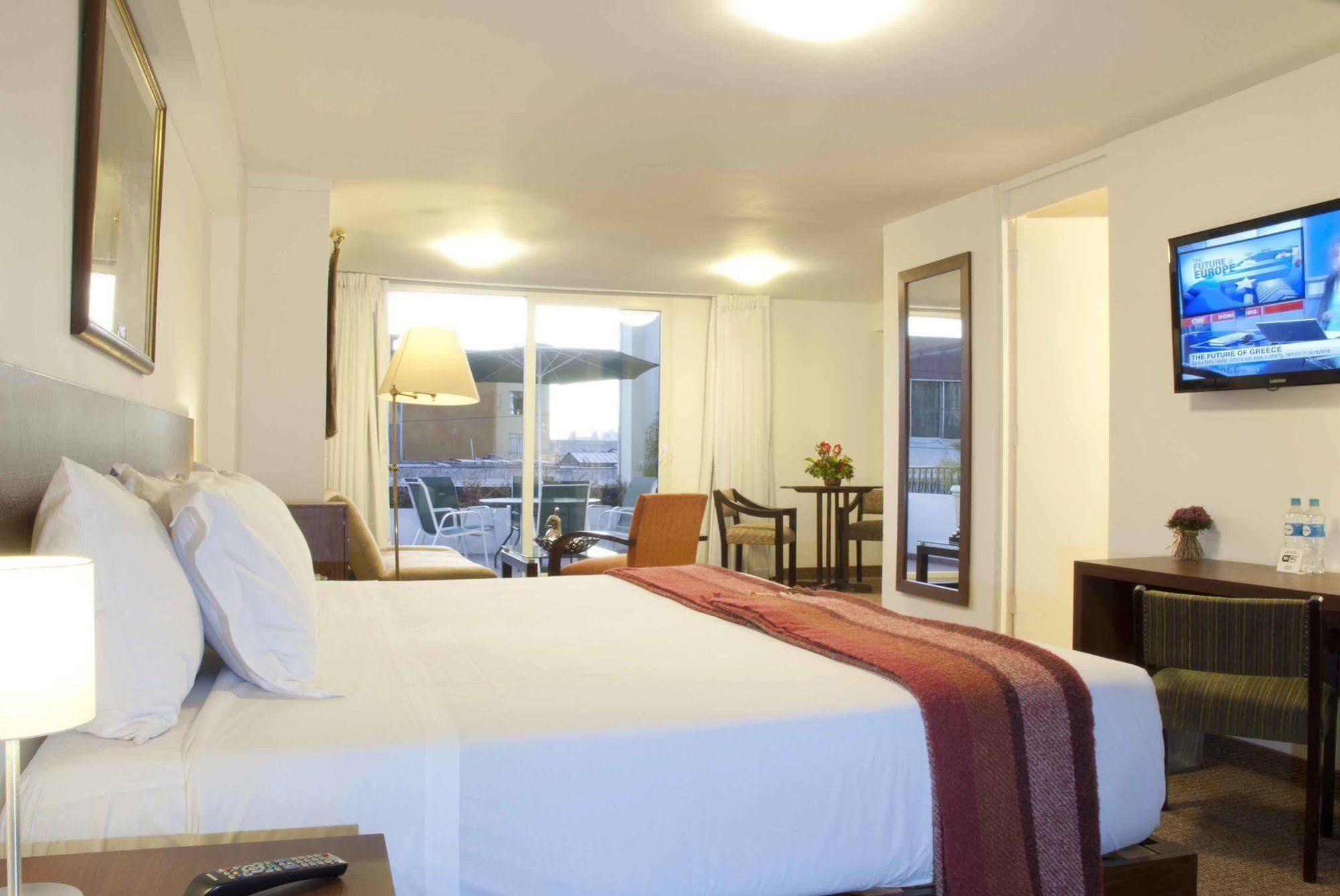 Tierra Viva Arequipa Plaza Hotel Exterior photo