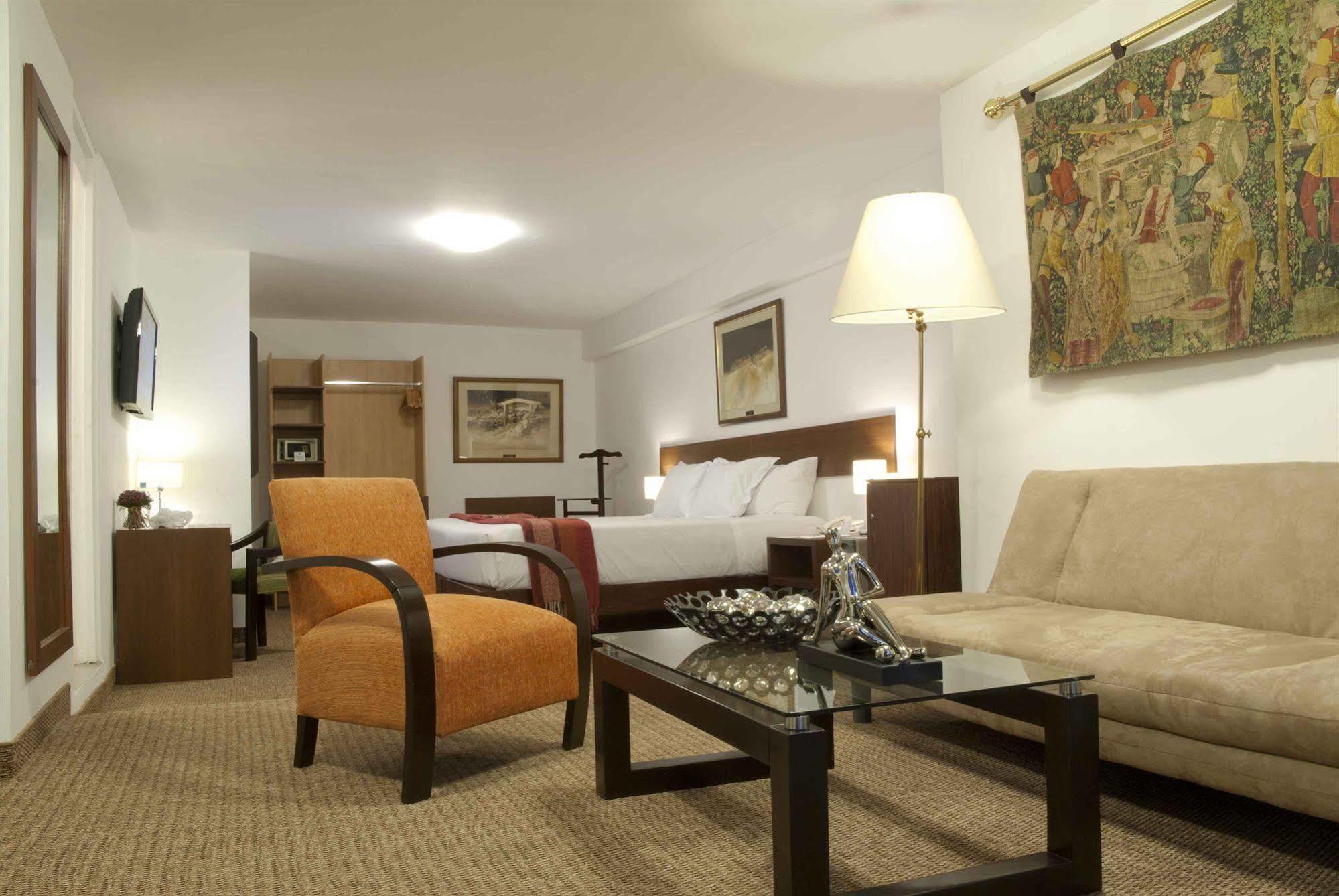 Tierra Viva Arequipa Plaza Hotel Exterior photo